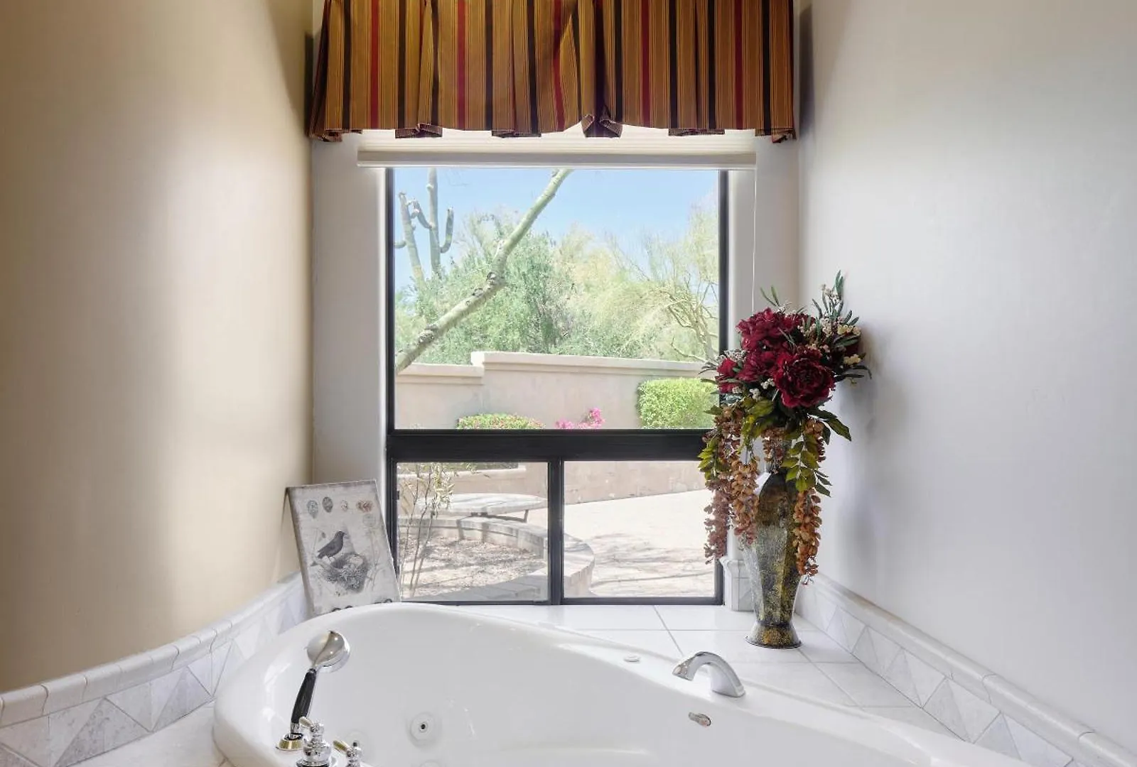 סקוטסדייל Valley View Villa - Resort Style Backyard - Heated Pool בית נופש